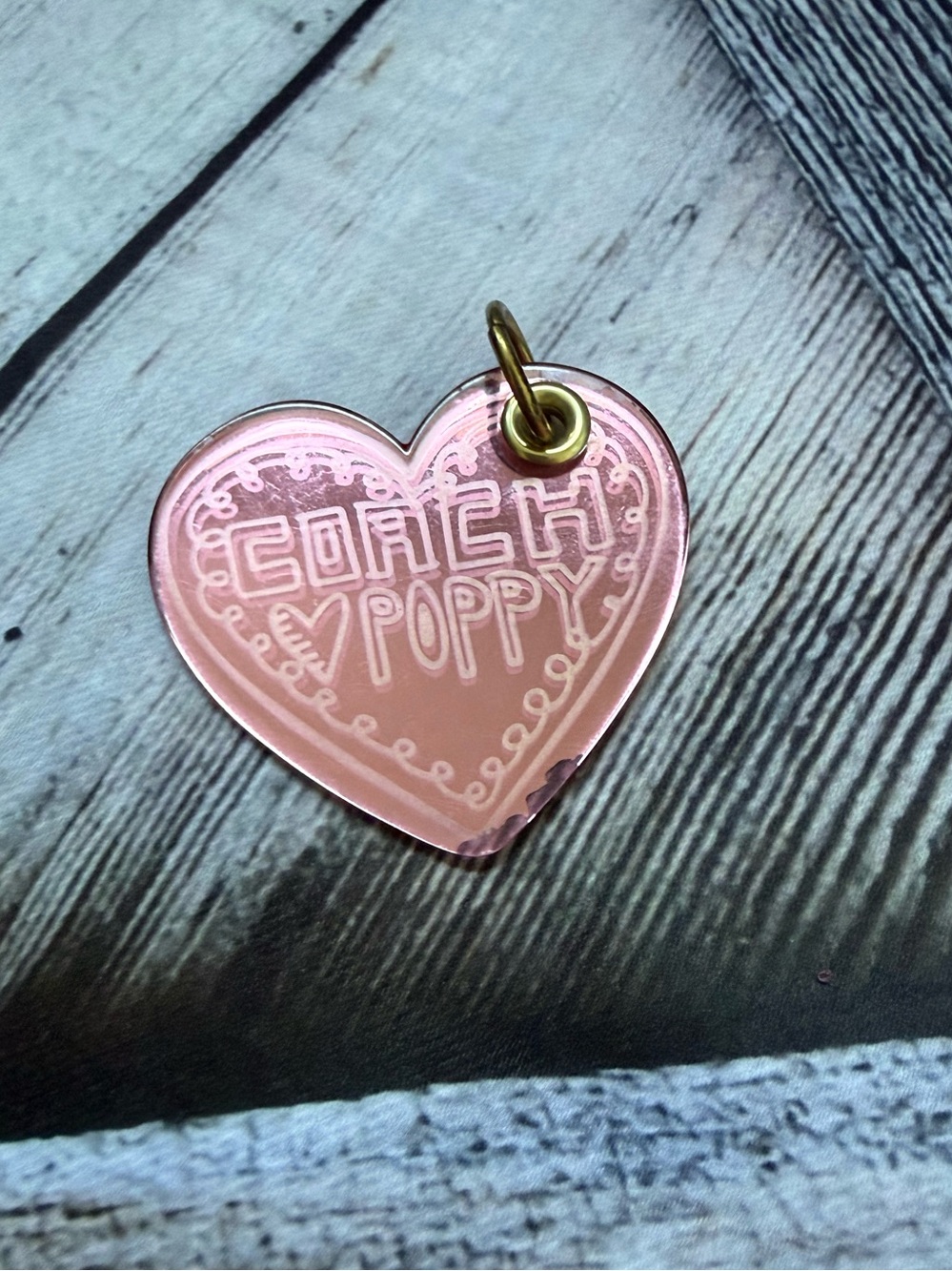 Coach poppy heart hangtag